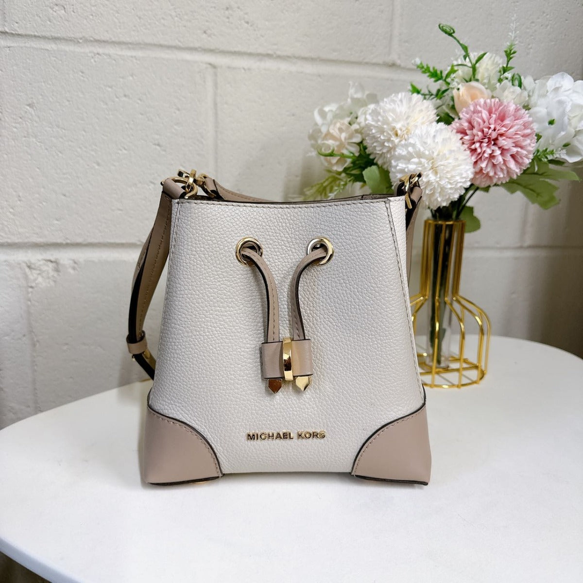 Michael Kors 32S0GZ5C0T Mercer Gallery Xsmall Soft IN Leather Sand Multi Michael Kors 32S0GZ5C0T Mercer Gallery Xsmall Soft IN Leather Sand Multi
